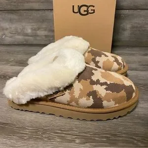 【UGG】包み込むように ☆ Fluff Yeah Camo pop ☆ 気持ちいい〜 UGG】包み込むように ☆ Fluff Yeah Camo pop ☆ 気持ちいい〜